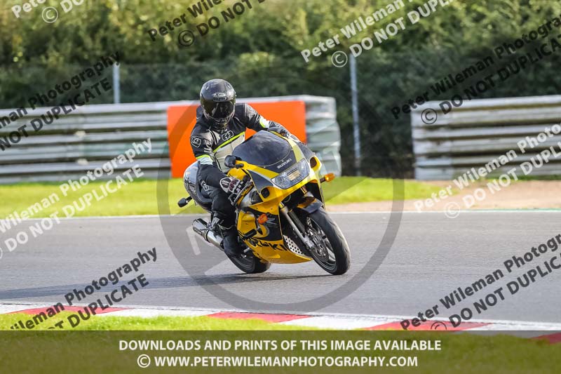 enduro digital images;event digital images;eventdigitalimages;no limits trackdays;peter wileman photography;racing digital images;snetterton;snetterton no limits trackday;snetterton photographs;snetterton trackday photographs;trackday digital images;trackday photos